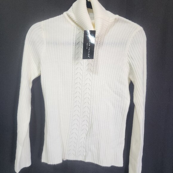 Carolyn Taylor Petite Women's Ivory White Ribbed Knit Turtleneck Sweater - NWT - Picture 1 of 5